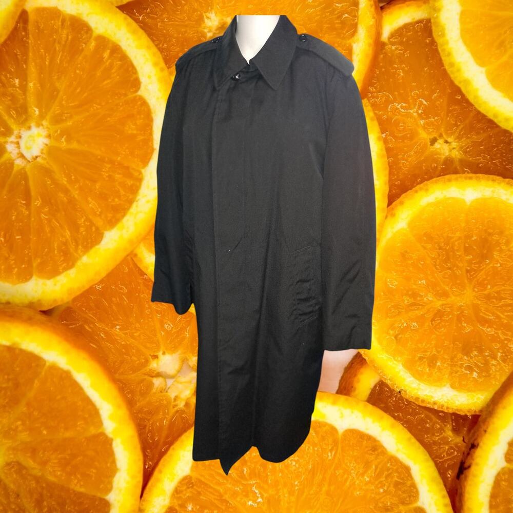 Men's Black 80's Acrylic Back Slit Removable Liners All Weather Coat Size 40R